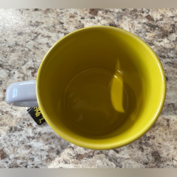 🔆NWT “I Run on Caffeine, Coffee & Curse Words” Mug - Picture 4 of 4